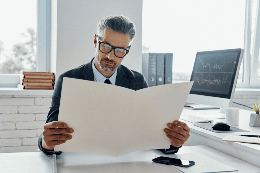Business Reinvestment Strategy and Personal Wealth